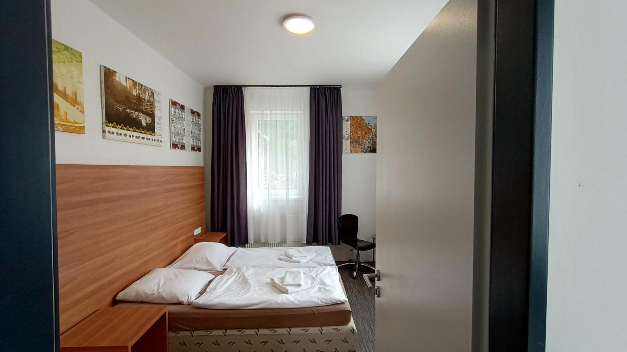 Apartments Gato Karlovy Vary Stara Role Εξωτερικό φωτογραφία